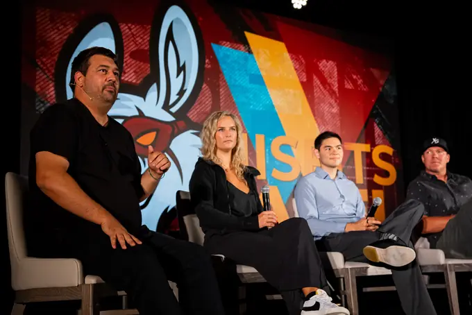 The Los Chicaneros panel